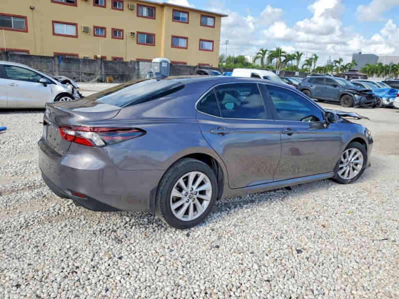 Toyota Camry 2024